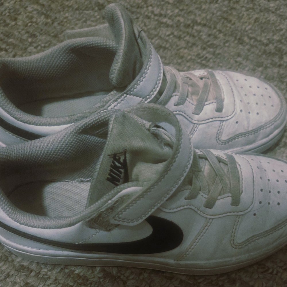 Nike Kids White and Black Velcro Sneakers